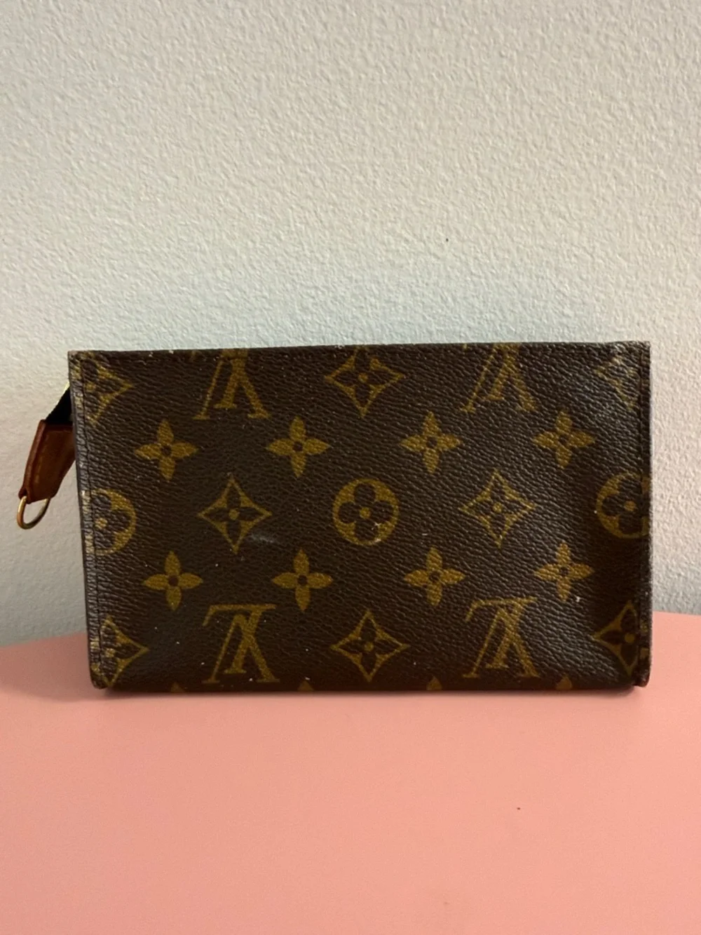 Louis Vuitton Monogram Canvas Authentic Pouch - Picture 2 of 12